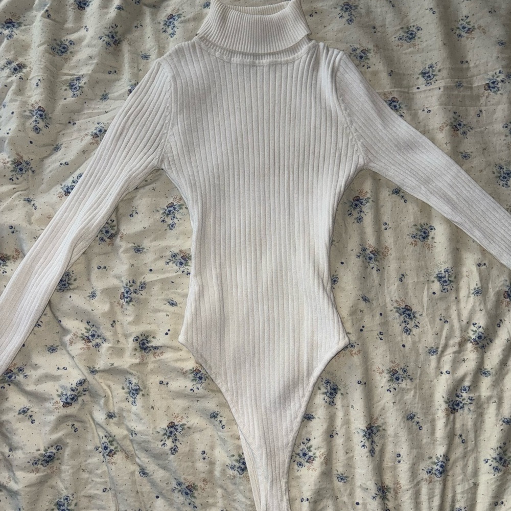 Women's White Ribbed Turtleneck Bodysuit